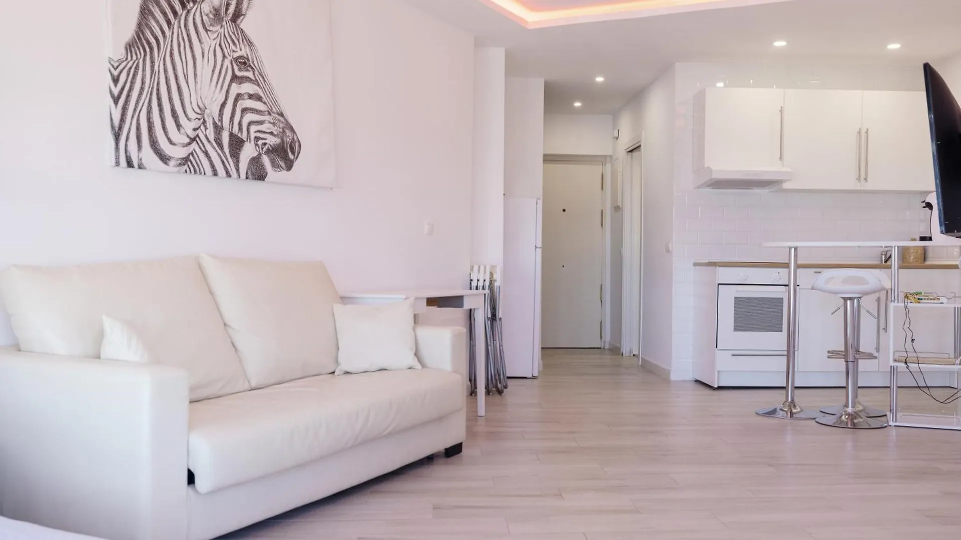 Sun Apartments Torremolinos 0*,
